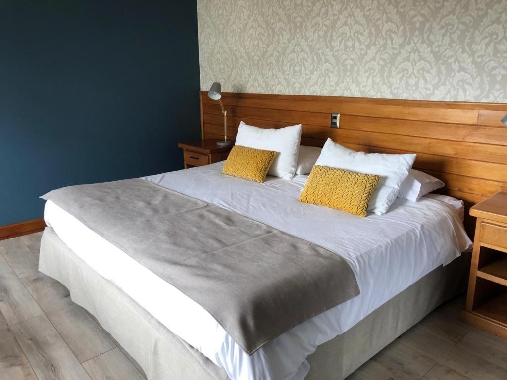 פורטו ואראס Hotel Puelche מראה חיצוני תמונה